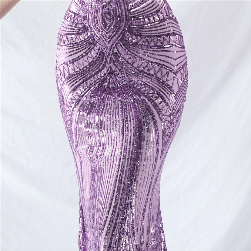 Vestido de noche con cuentas florales y plumas de avestruz elaboradas artesanalmente view 54