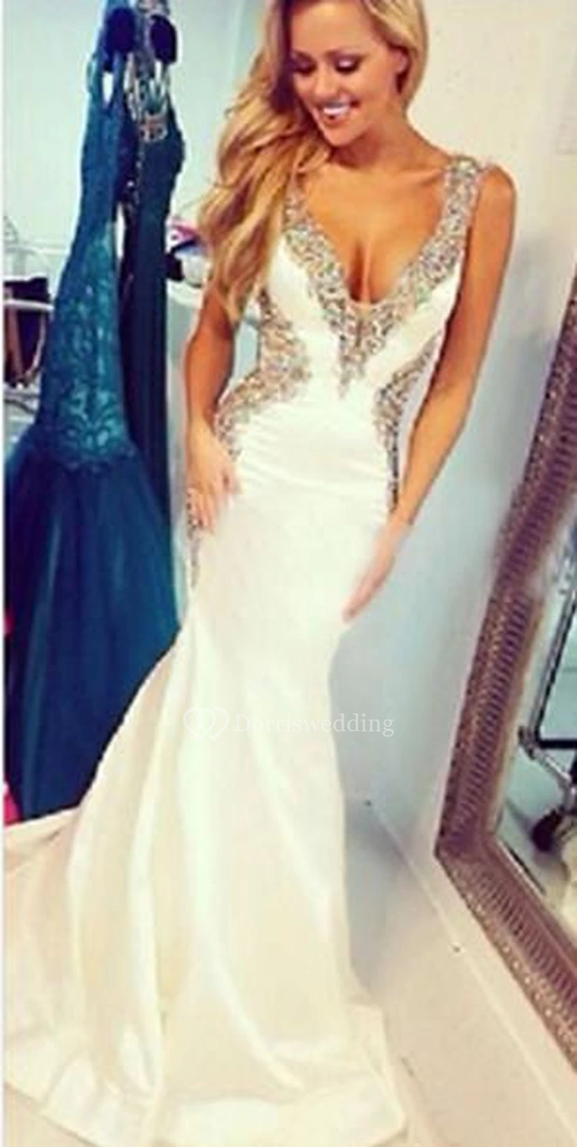 Chic Crystals Mermaid Open Back Prom Dress V-neck Sweep Train