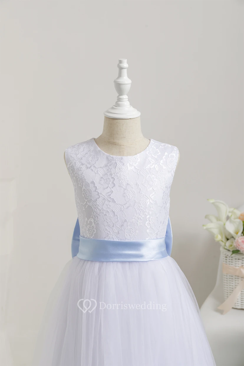 White Scoop Sleeveless Tulle A-line Communion Dress with Back Bow view 5