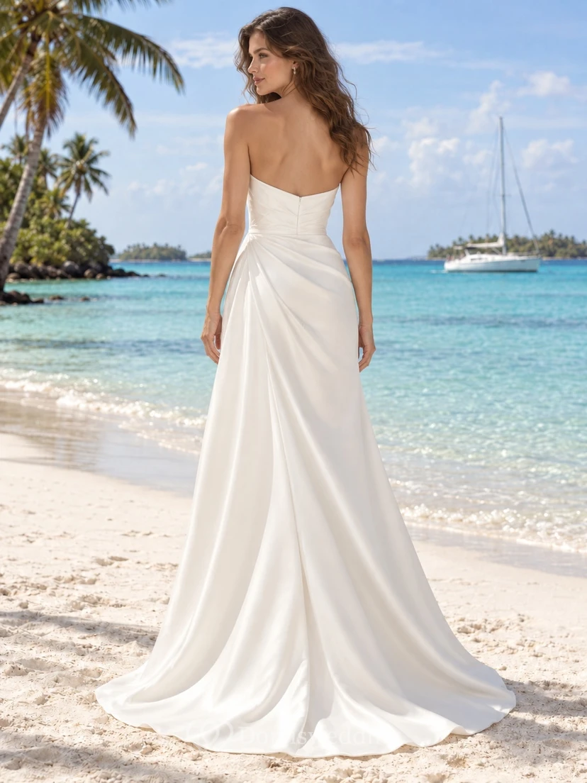 Trägerloses Brautkleid aus Satin mit Herzausschnitt, drapierter Taille und gewickeltem A-Linien-Rock mit Schlitz view 2