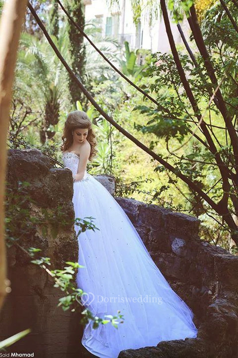 Elegant Sweetheart Sleeveless Tulle Wedding Dress Lace-up With Beadings Crystals view 4