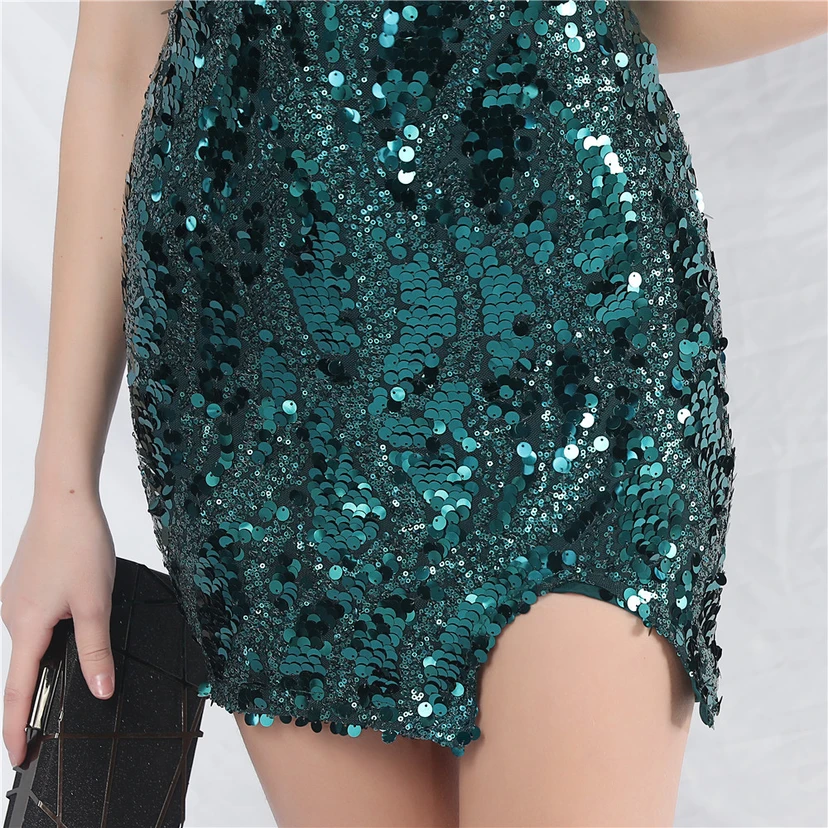Robe courte à sequins ornée de perles et de sequins irisés, idéale au quotidien. Jupe courte. view 45