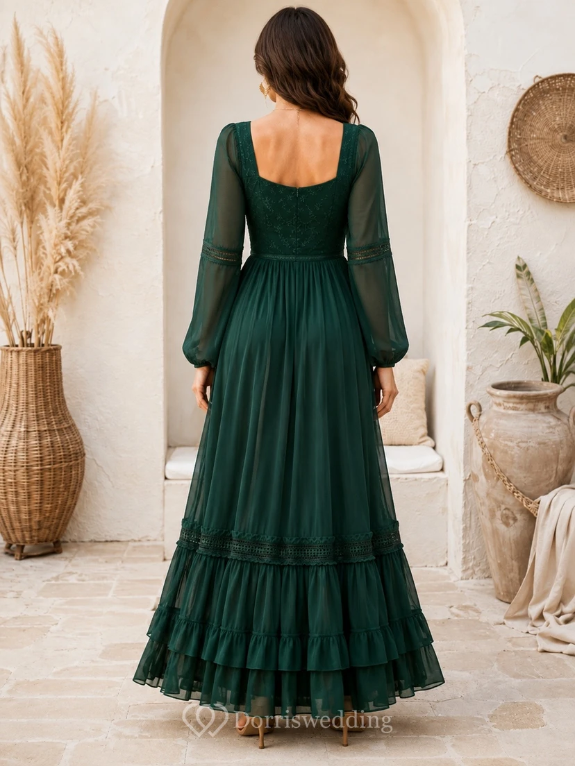 Boho-Maxikleid in Dunkelgrün mit eckigem Ausschnitt, langen Ärmeln und Stufenrock view 2