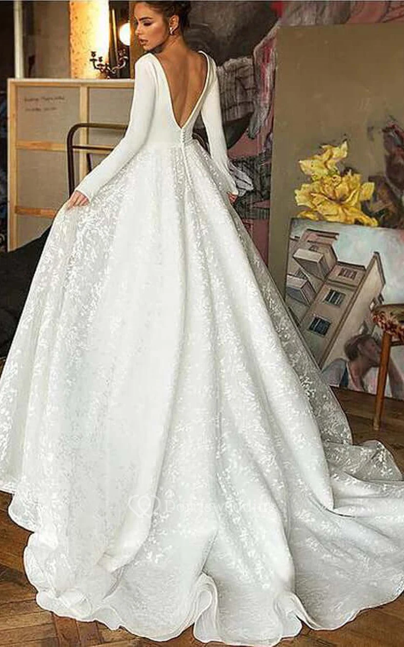 Elegantes Brautkleid im Empire-Stil mit tiefem V-Ausschnitt, langen Ärmeln und langem V-Ausschnitt am Rücken view 2