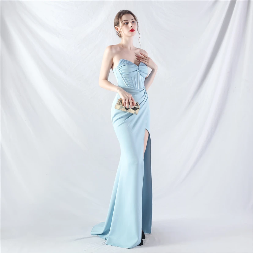 Vestido de noche de alta gama con cintura de espiga, elaborado con cuentas y forma elaborada. view 50