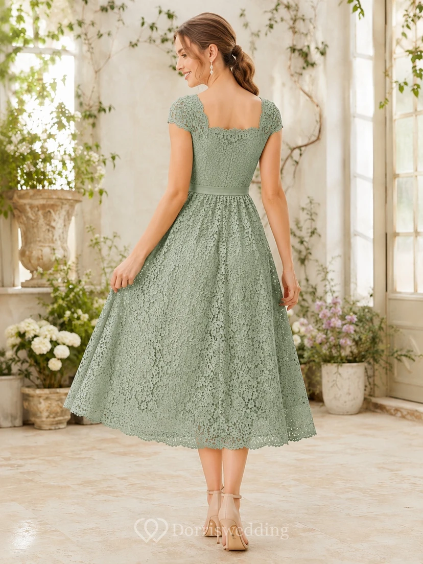 Vestido de corte A de largo midi con escote cuadrado y mangas cortas en color verde salvia. view 2