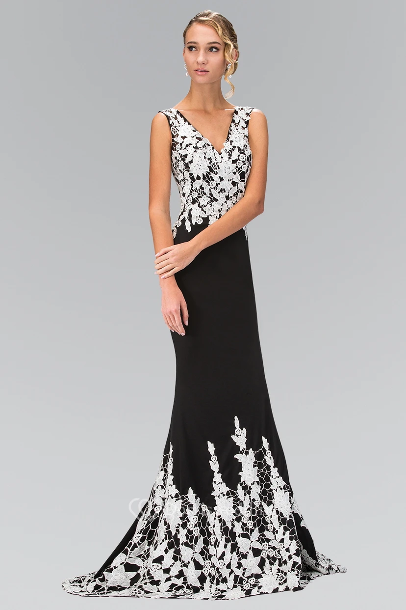 Sheath V-Neck Sleeveless Jersey Low-V Back Dress With Appliques