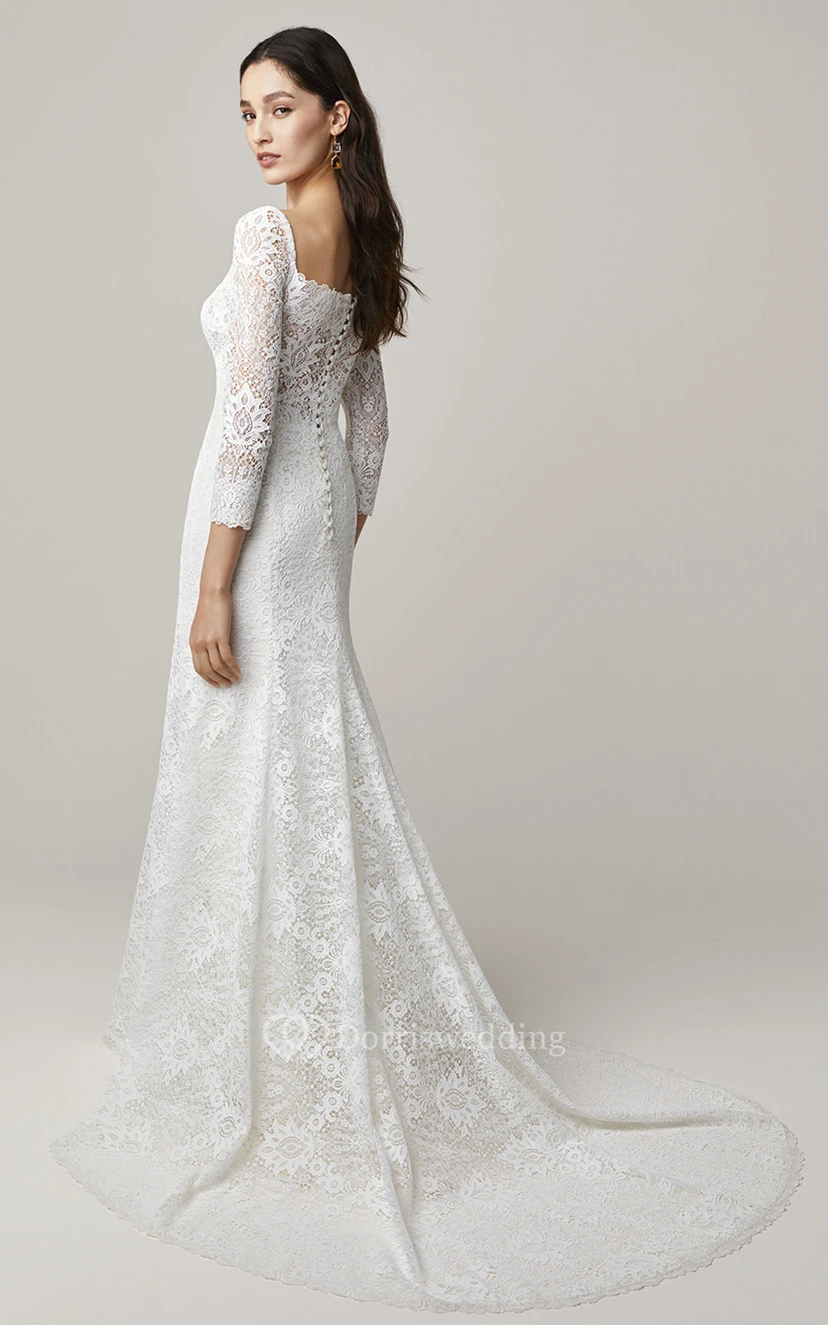 Robe de mariée sirène fourreau en dentelle vaporeuse ornée d'appliqués view 2