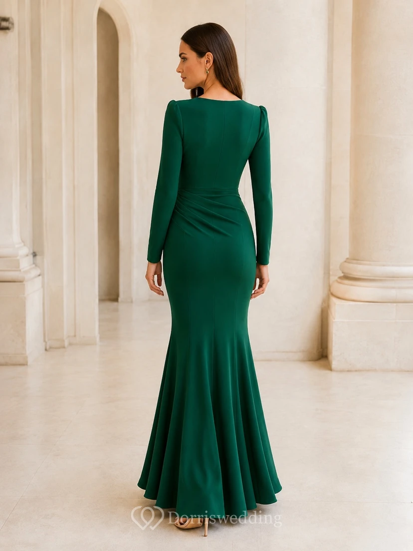 Dunkelgrünes, bodenlanges Abendkleid aus Jersey mit eckigem Ausschnitt, langen Ärmeln und Meerjungfrauenschnitt view 2
