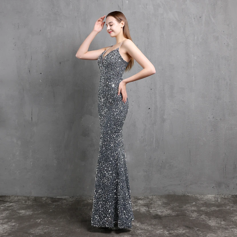 Vestido de fiesta de noche elegante y ajustado con lentejuelas coloridas de Heavy Craft para celebridades. view 19