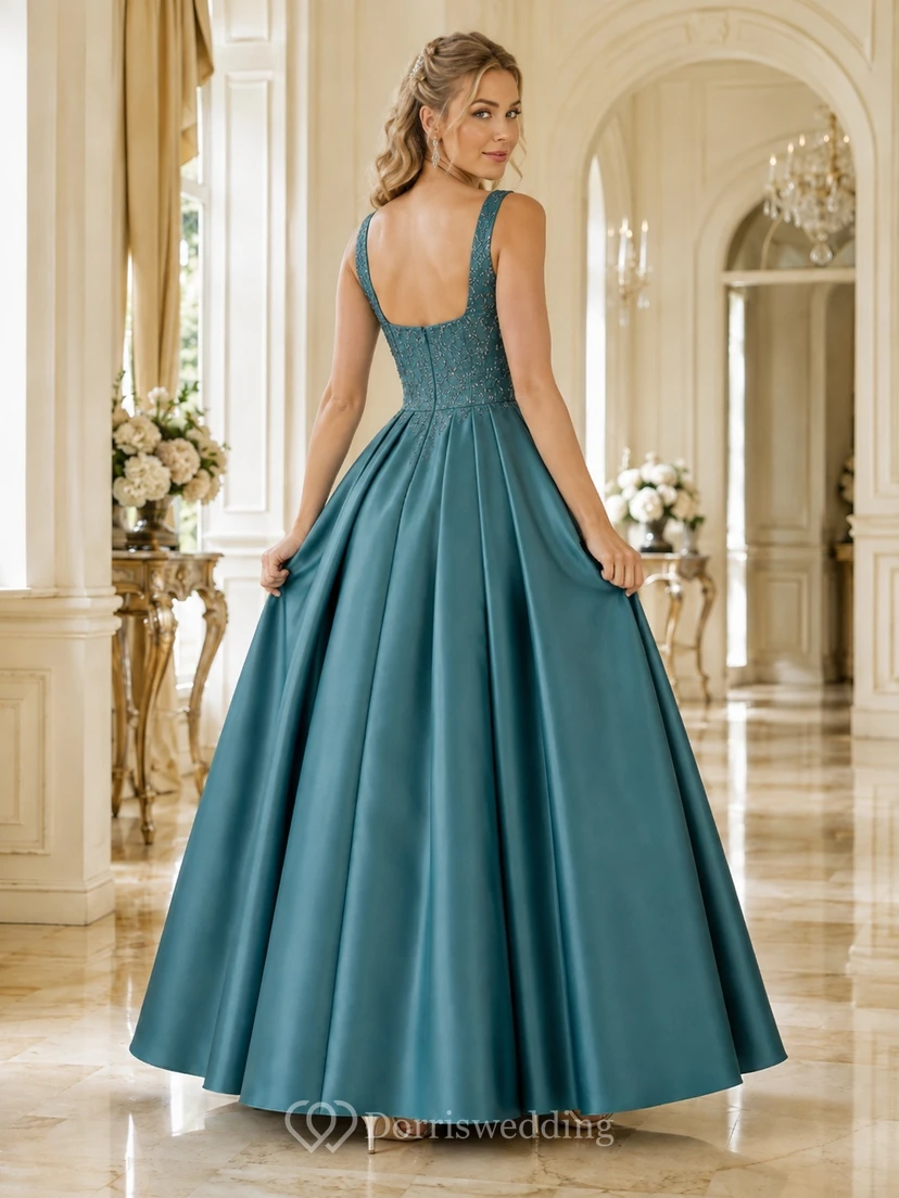 Stahlblaues, bodenlanges Ballkleid aus Satin mit eckigem Ausschnitt und Perlenbesatz view 2