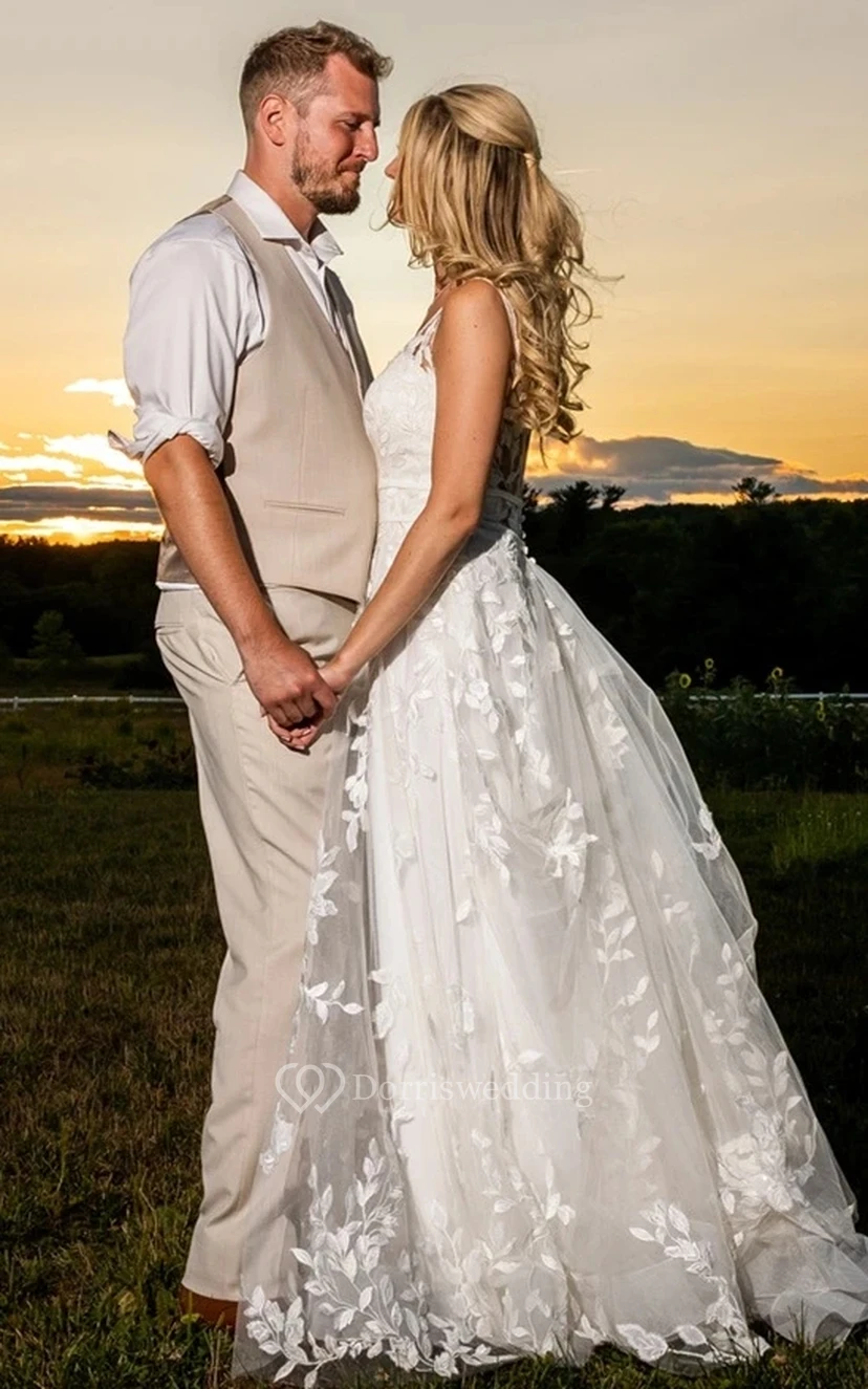 Lace Empire Country V-neck Notched A-line Applique Outdoor Wedding Dress view 3