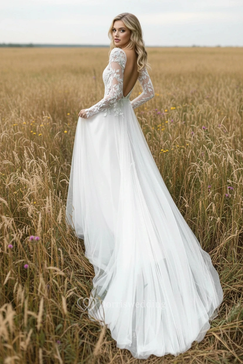 Vestido de novia campestre sexy de encaje con espalda en V y tul.