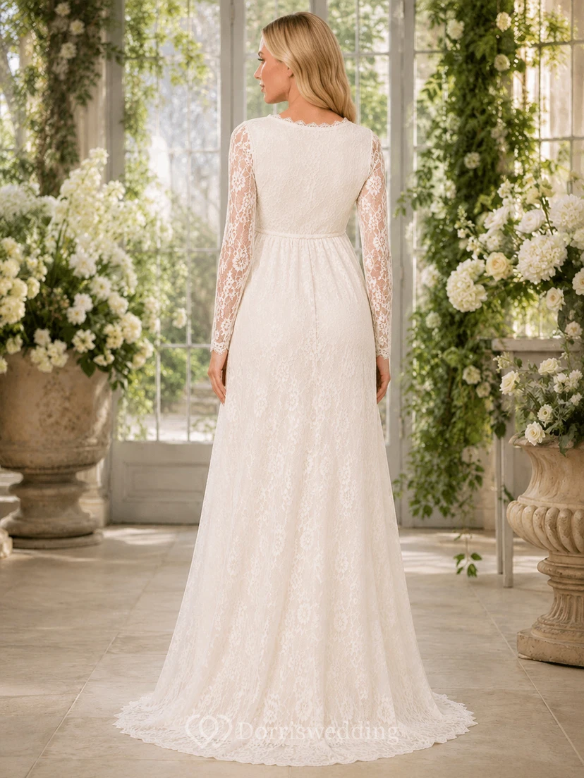 Robe de mariée romantique de maternité à col en V, manches illusion longues, en dentelle, style empire view 2