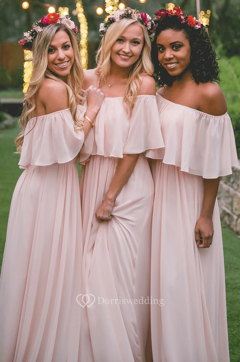 Bezauberndes, plissiertes, schulterfreies Chiffon-Brautjungfernkleid mit Raffungen