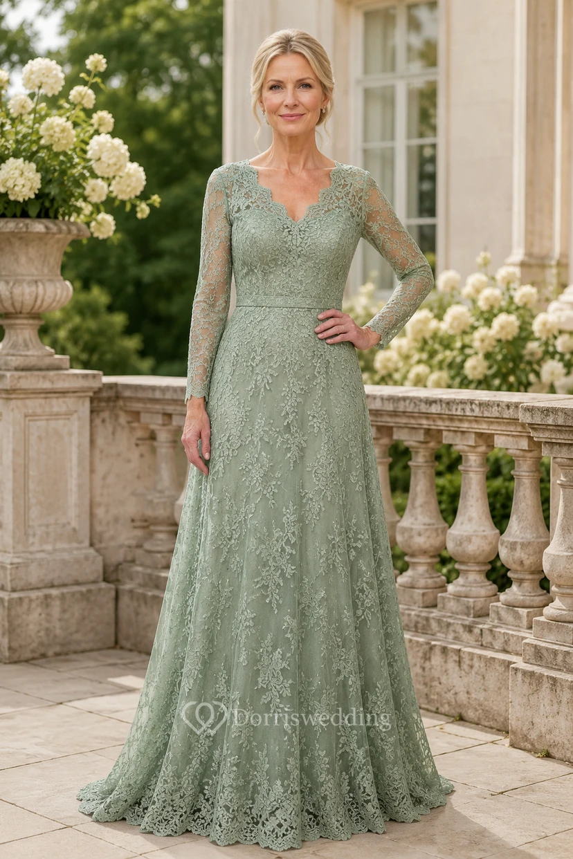 Salbeigrünes, langärmeliges A-Linien-Kleid aus Spitze mit Schleppe