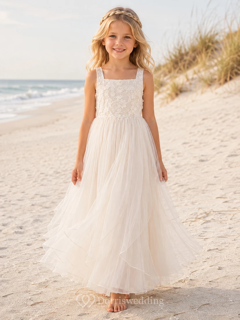 Strandkleid aus Tüll in A-Linie mit eckigem Ausschnitt und wadenlangem Rock