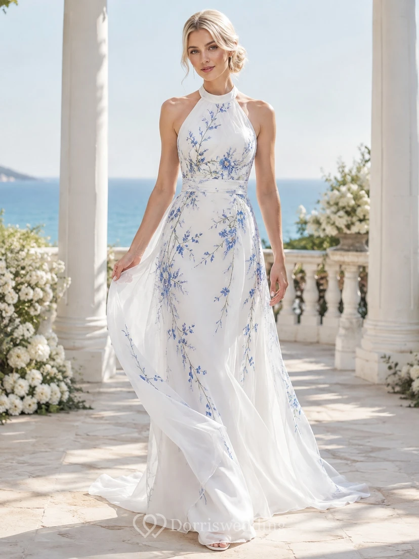 Himmelblaues, figurbetontes, ärmelloses Brautkleid mit hohem Kragen und modernem Schnitt aus Spitze