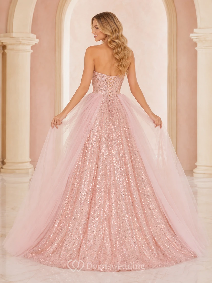 Vestido de fiesta formal de princesa color rosa empolvado, sin tirantes, con escote corazón y sobrefalda de tul con lentejuelas. view 2
