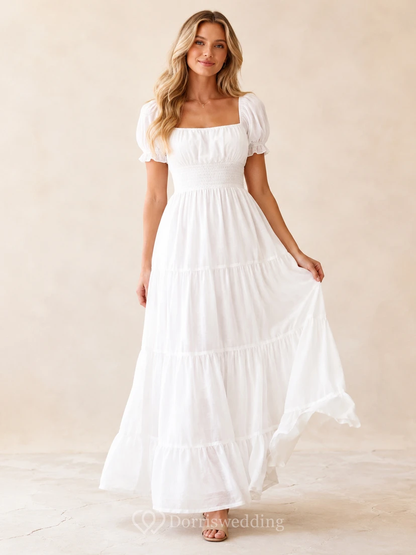 Cloud Garden Weißes A-Linien-Kleid aus Chiffon im Boho-Stil mit kurzen Ärmeln und quadratischem Ausschnitt, bodenlang.