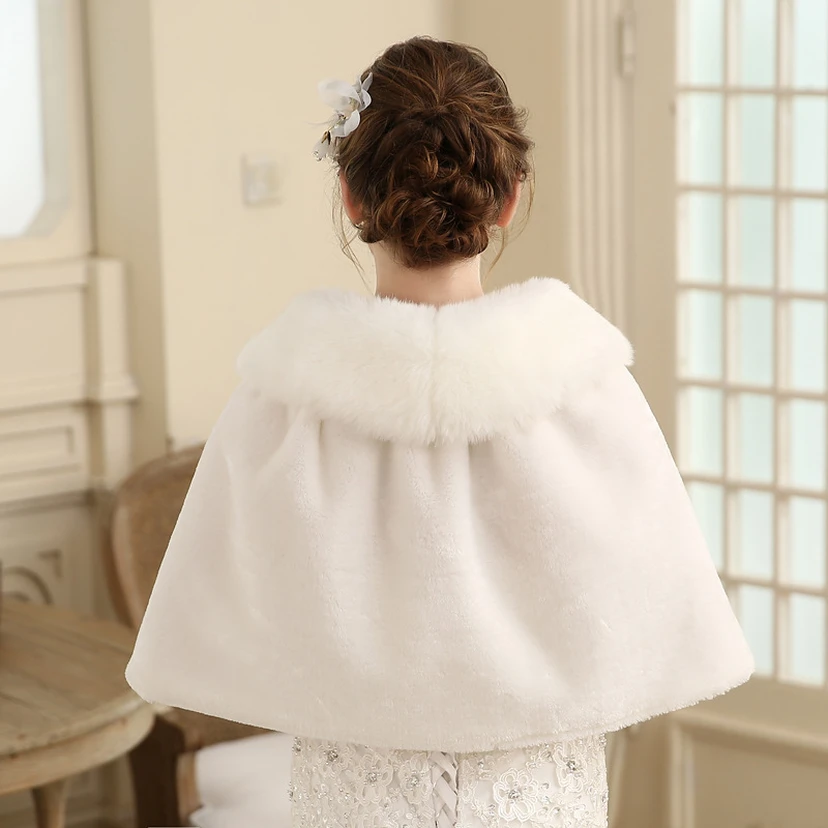New Bridal Wedding Dress Wool Cape Winter Cheongsam Outer Wear Bridesmaid Dress Cape Shawl Warm view 4