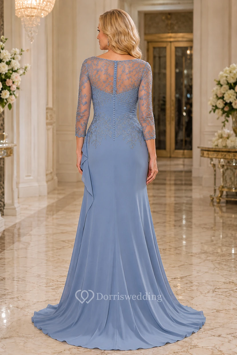 Vestido de sirena para madre con corpiño de encaje azul empolvado y cola larga. view 2