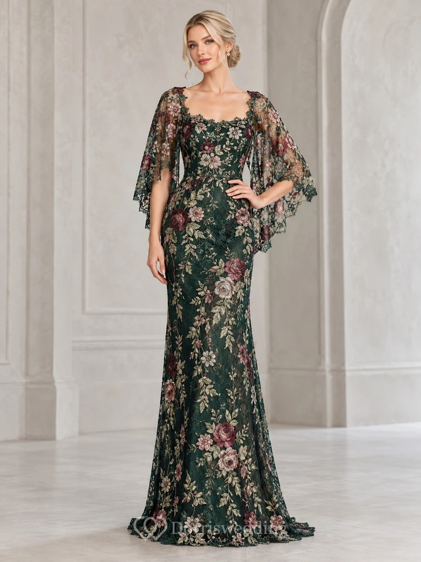 Robe vert foncé à col carré et manches cape brodées de roses