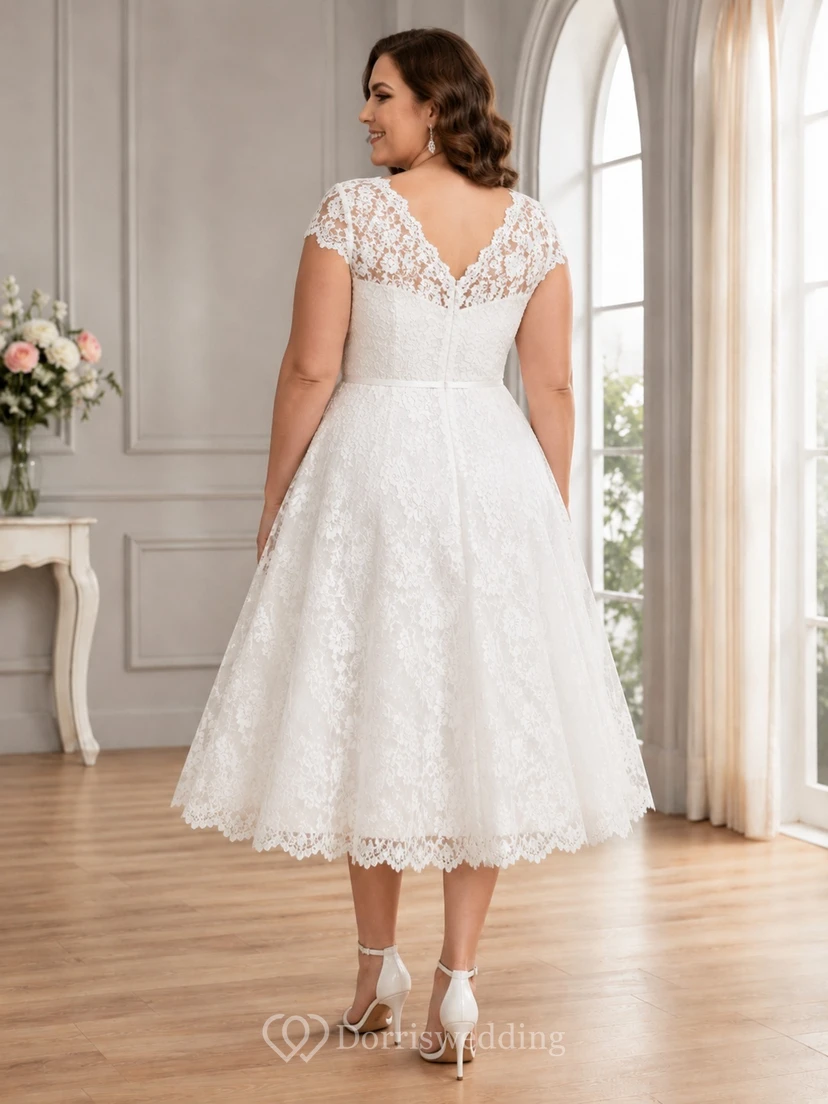Romantisches, klassisches Brautkleid in Übergröße mit Spitze, herzförmigem Ausschnitt, kurzen Ärmeln, A-Linien-Schnitt und Teelänge view 2