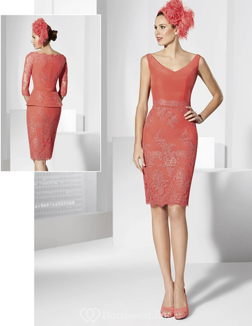 Robe de mariée longue en satin asymétrique à volants, avec traîne et laçage. view 3