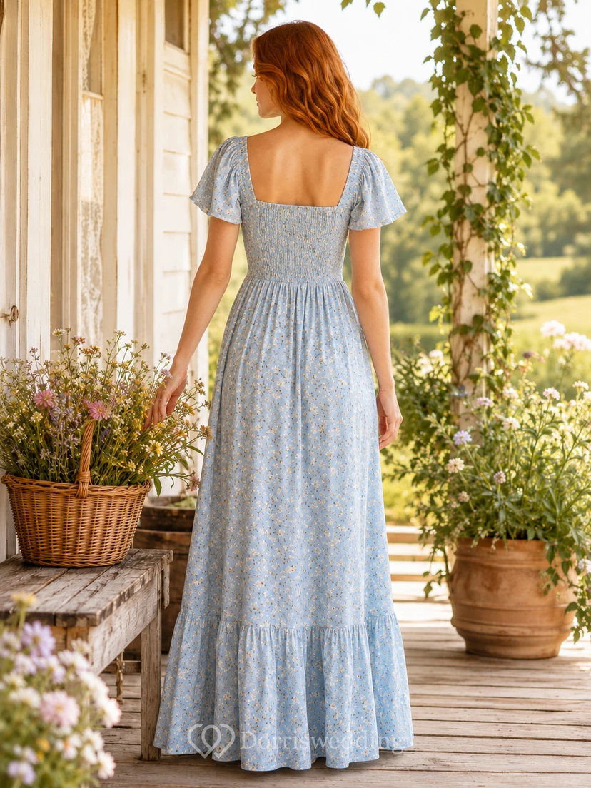 Vestido largo azul con cuello cuadrado y mangas abullonadas, estampado floral estilo cottagecore. view 2