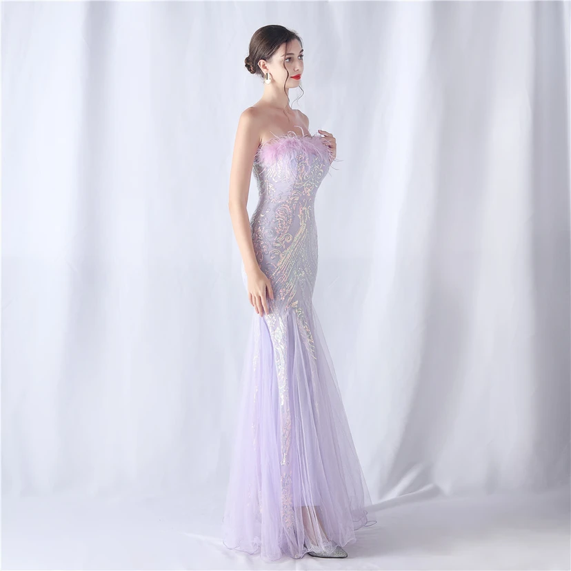Vestido de noche de malla con lentejuelas y top palabra de honor con estampado de plumas de avestruz y flores para bodas y reuniones. view 44