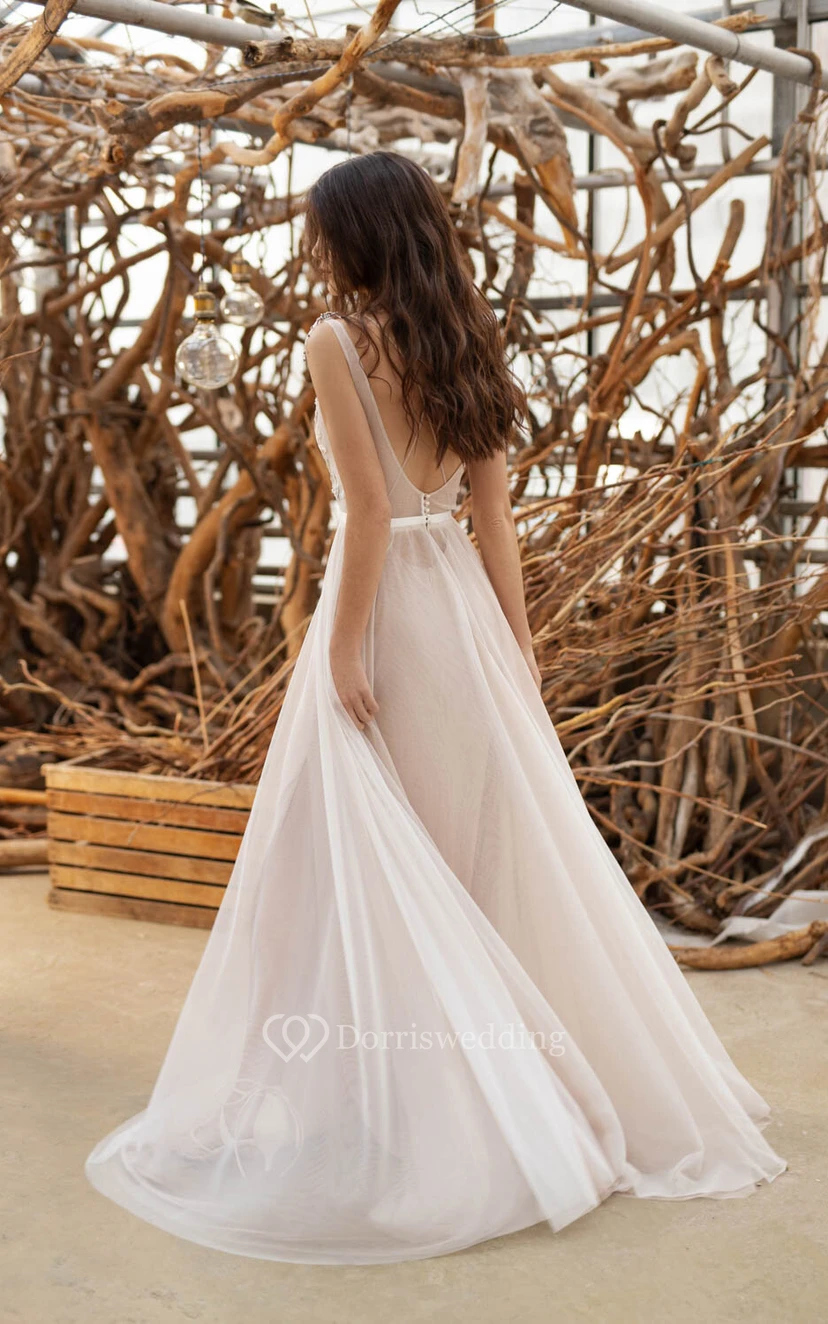 Brautkleid im Empire-Stil aus Tüll mit V-Ausschnitt, Perlenbesatz und Applikationen view 5