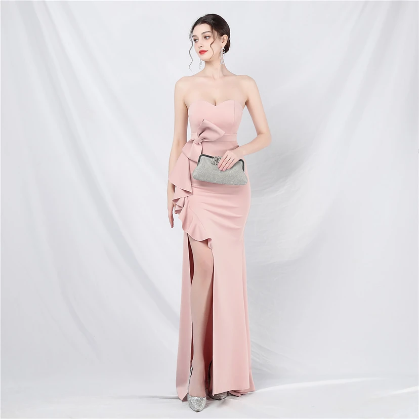 Brautjungfern-Empfangsdinner: Schulterfreies, trägerloses, langes Abendkleid view 14