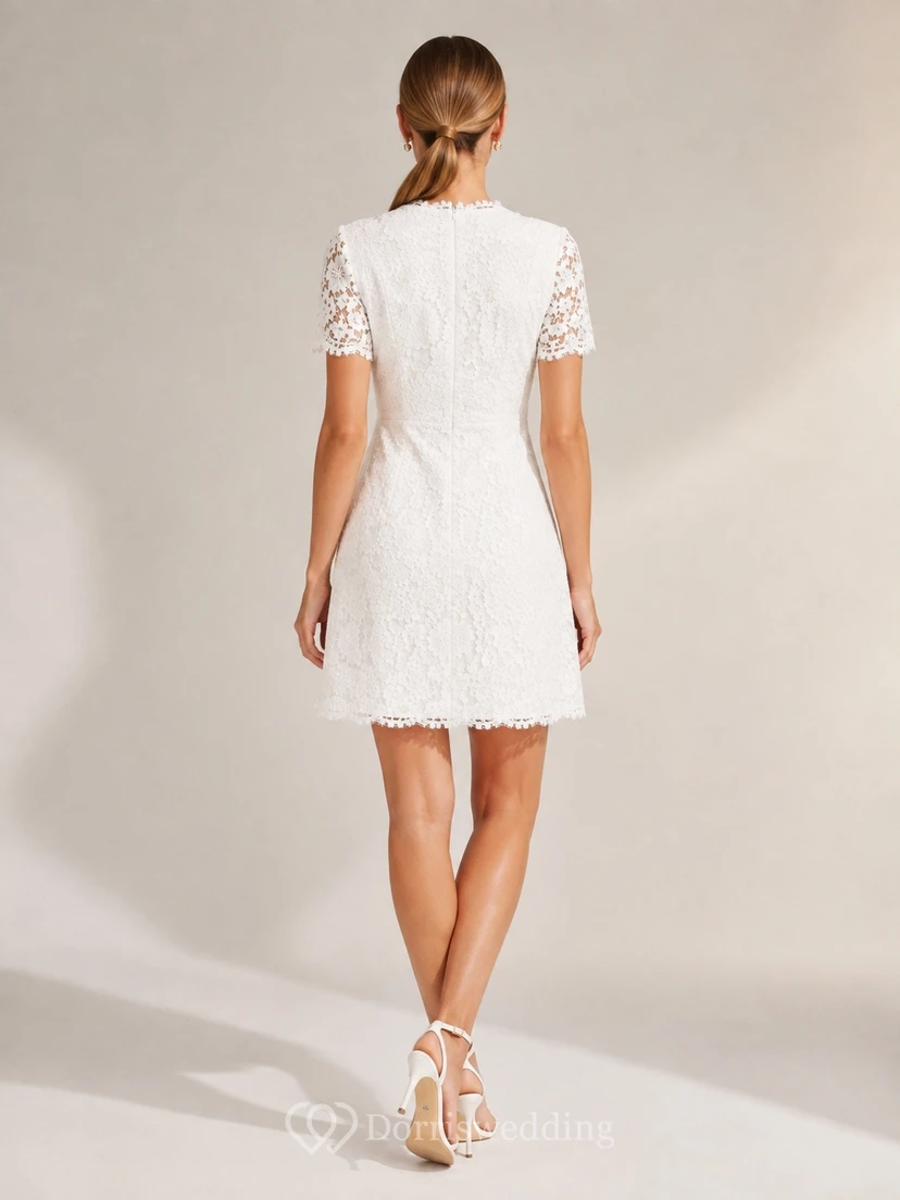 Vestido corto de encaje blanco de manga corta y cuello alto estilo A para invitada view 2