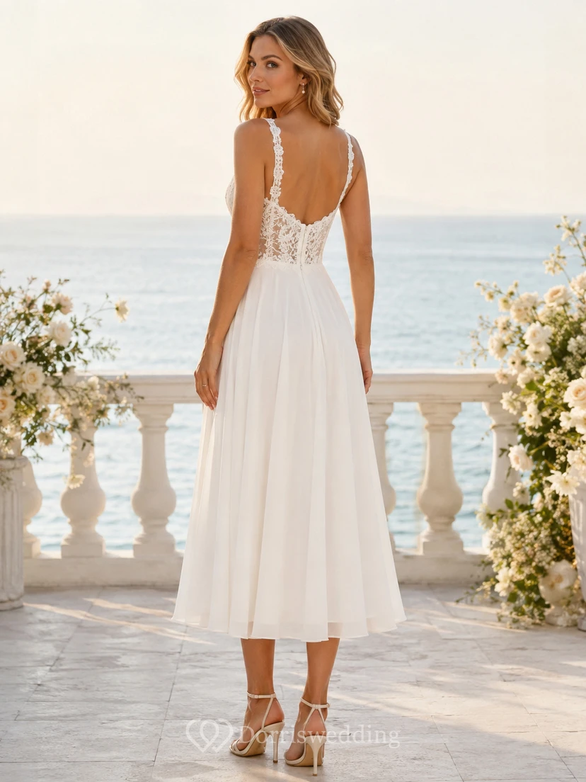 Robe de mariée romantique vintage, coupe trapèze, longueur thé, bretelles festonnées, sans manches, en dentelle, pour renouvellement de vœux view 2
