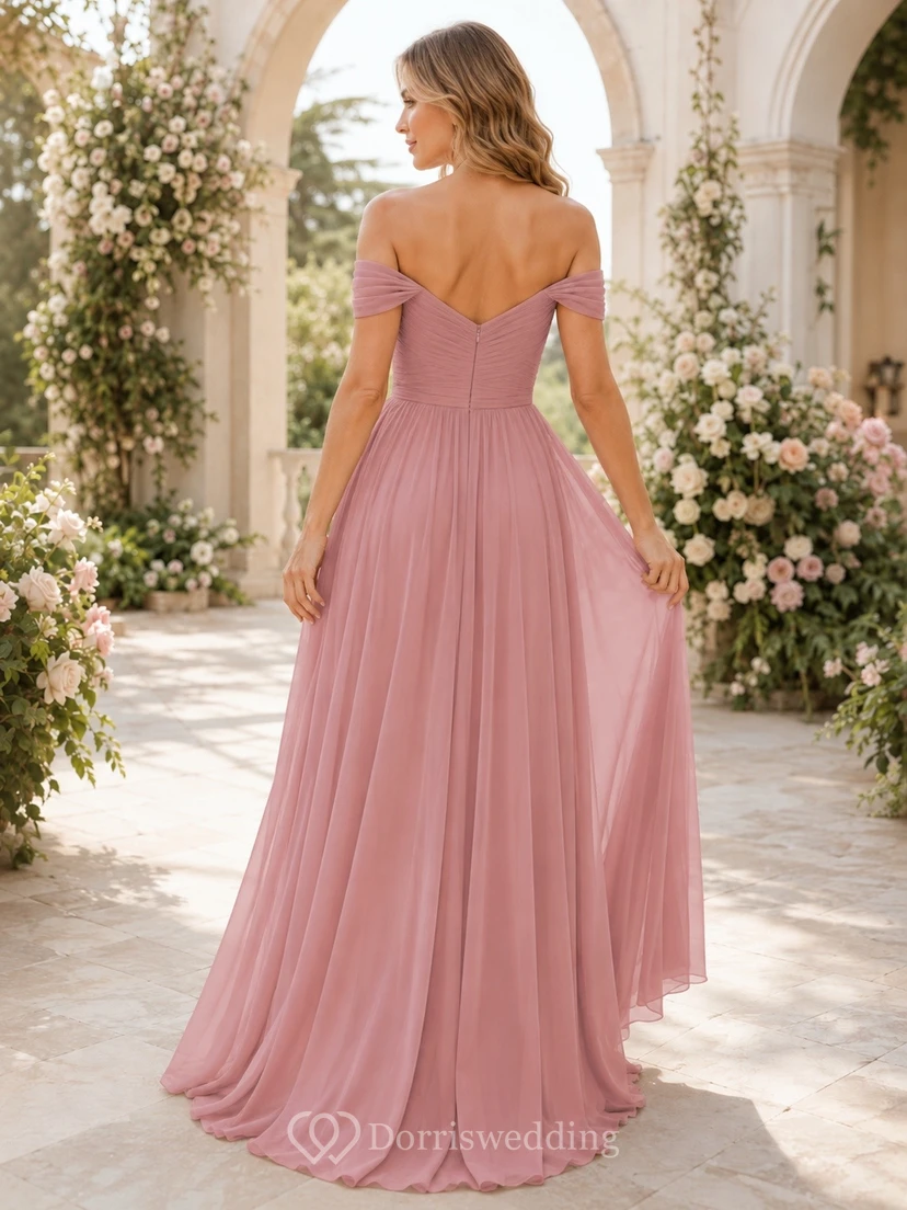 Formelles schulterfreies, bodenlanges Chiffon-Brautjungfernkleid in A-Linie mit Schlitz view 2