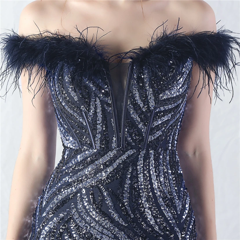 Robe de soirée haut de gamme à sequins, ornée d'un gilet à taille en arêtes de poisson et de plumes d'autruche. view 17