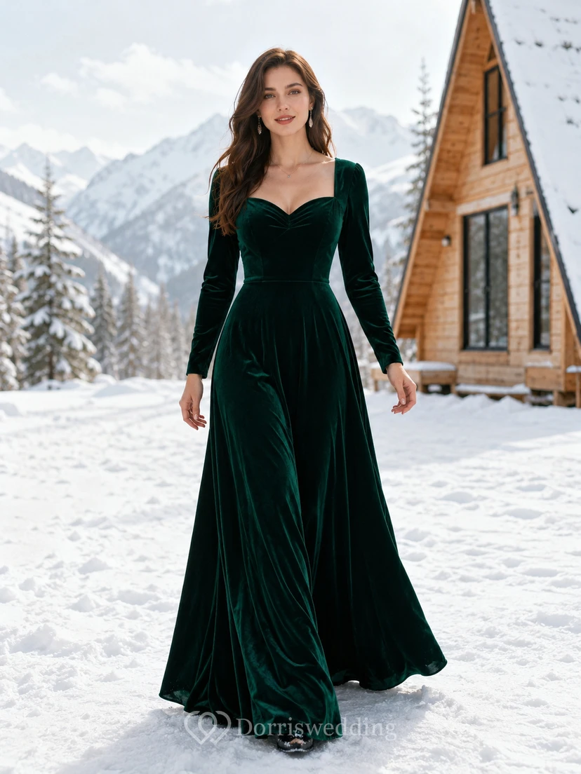 Emerald Velvet Sweetheart Long Sleeve Winter Cabin Gown