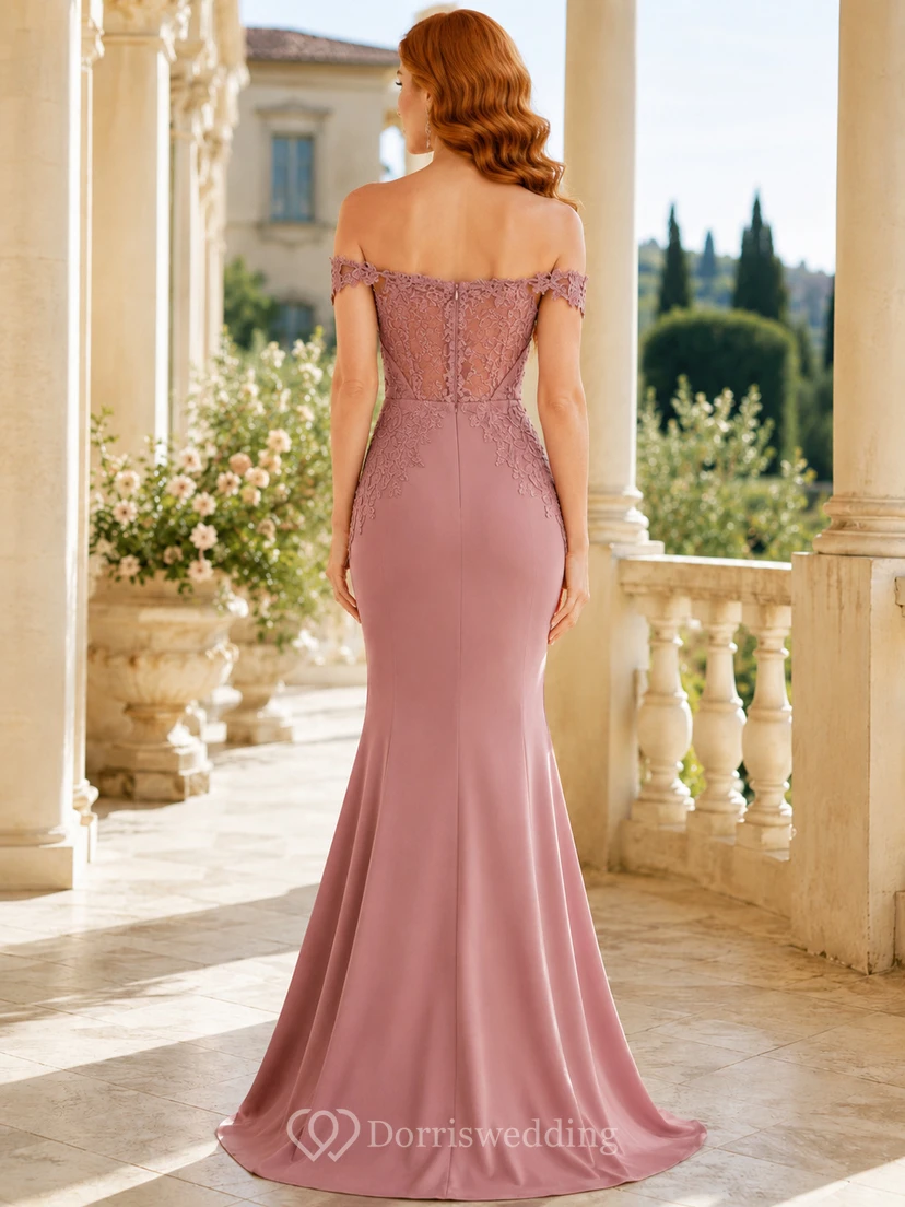 Abendkleid im Meerjungfrauenstil aus Jersey in Altrosa mit schulterfreiem Schnitt view 2