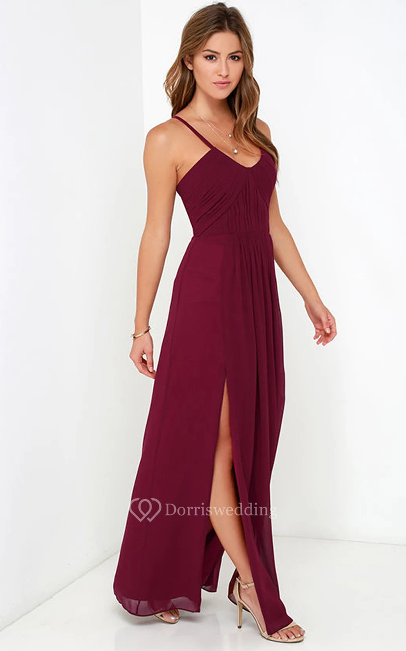 Elegante vestido de gasa sin mangas con aberturas laterales. view 5