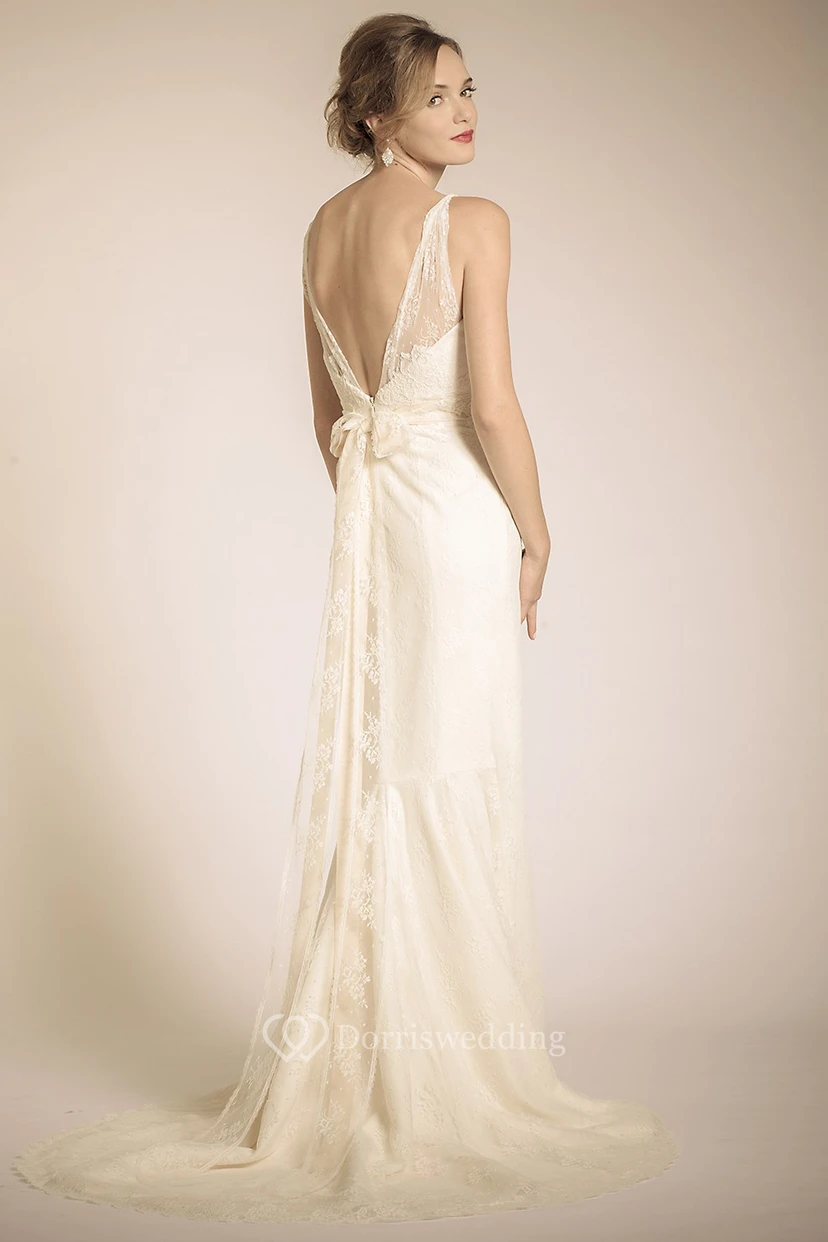 Sheath Appliqued Sleeveless Floor-Length V-Neck Lace Wedding Dress With Bow view 2