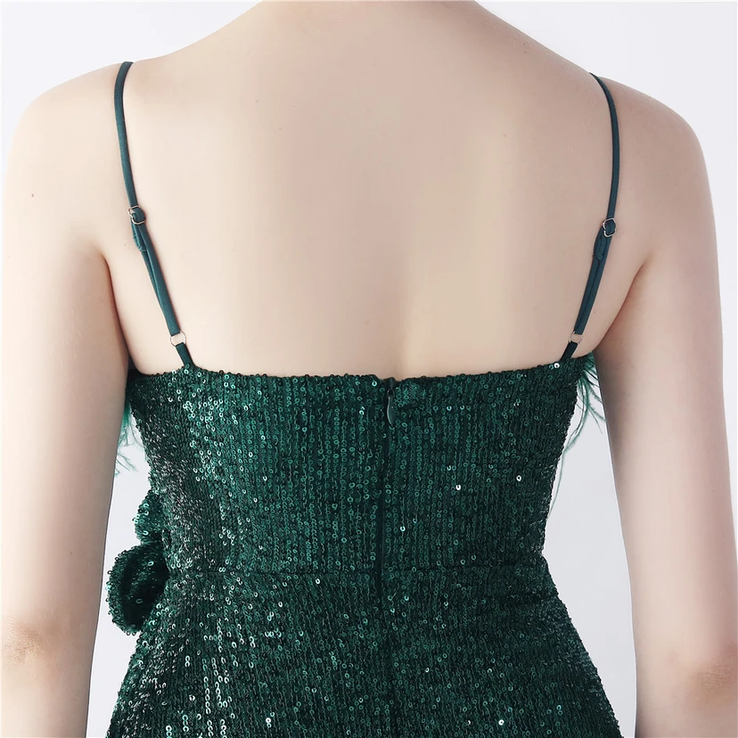 Vestido de noche de alta gama para bodas, con flores y detalles de plumas de avestruz. view 88