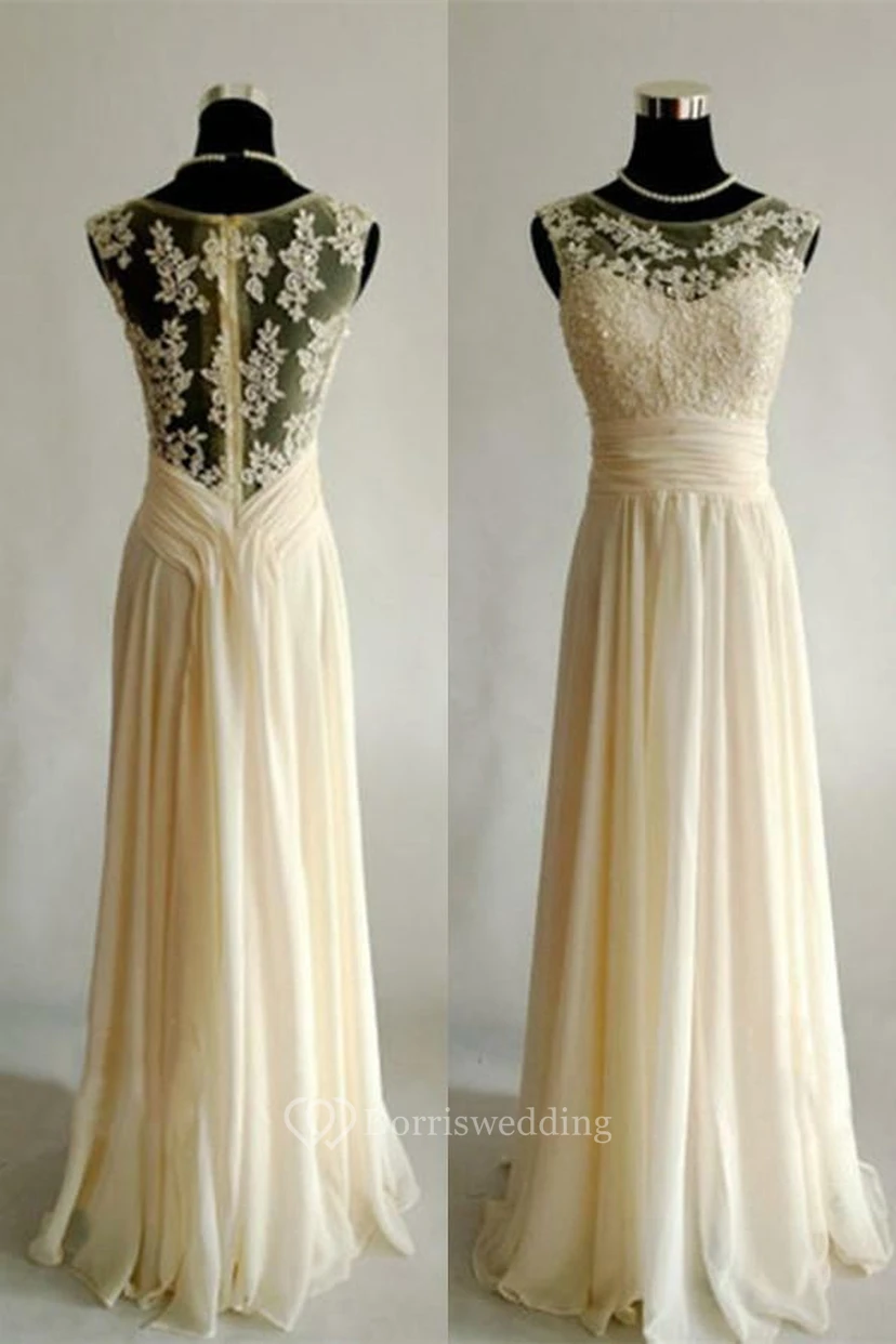Robe de bal longue en mousseline élégante sans manches, ornée d'appliqués de dentelle. view 11