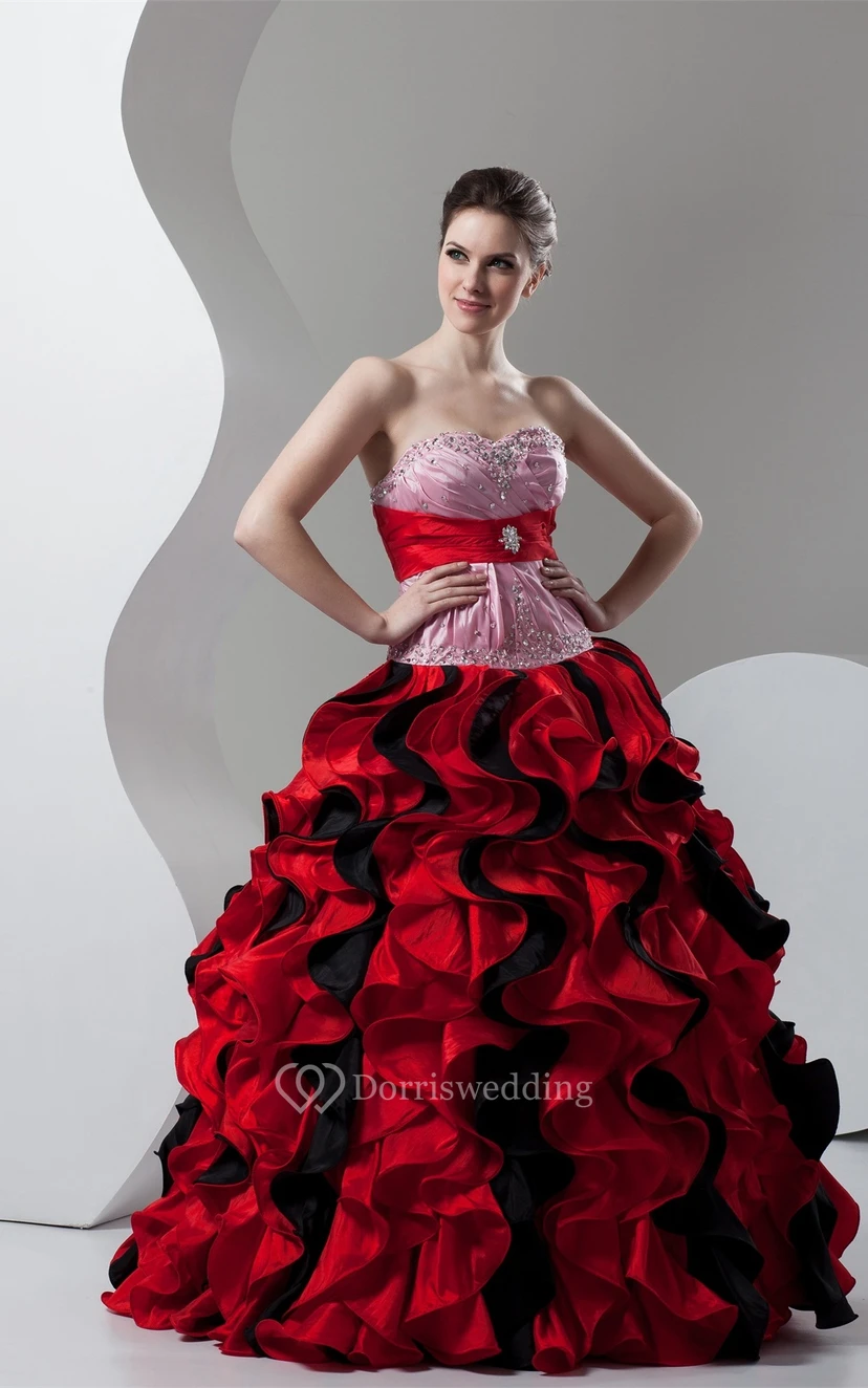 Mute-Color Ruffled Stress and Ball-Gown With Broach view 6