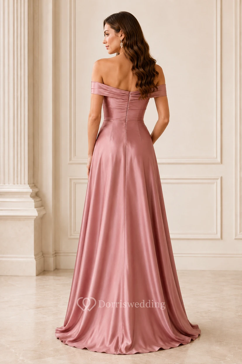 Abendliches, schulterfreies A-Linien-Kleid aus altrosafarbenem Satin mit hohem Schlitz und freiem Rückenausschnitt view 2