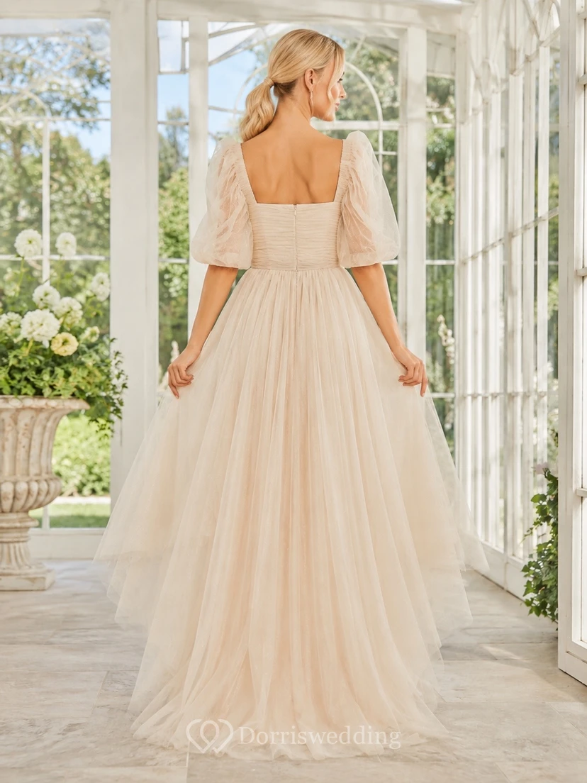Champagnerfarbenes, formelles Tüllkleid mit eckigem Ausschnitt, Puffärmeln und asymmetrischem Saum view 2