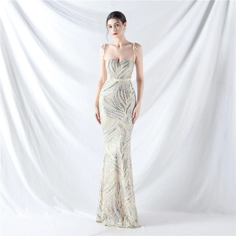 Vestido de noche con tirantes, top tipo tubo y lentejuelas apiladas encriptadas, con método de doble atado de cuerda. view 20