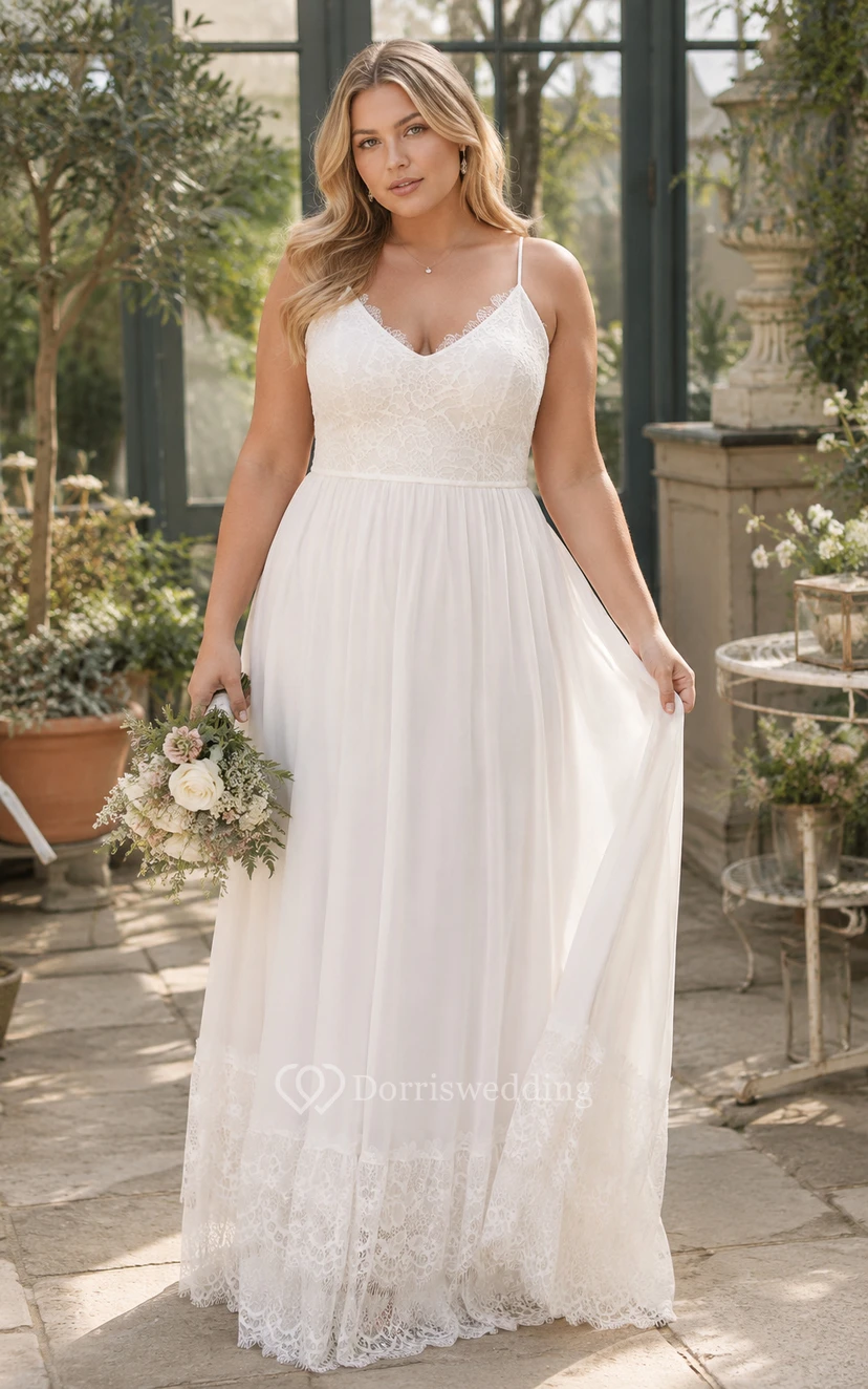 Robe de mariée blanche à fines bretelles en dentelle et tulle, coupe trapèze view 4