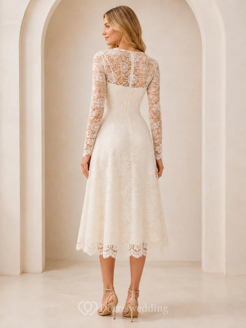 Robe de mariée vintage à encolure arrondie, manches longues, dentelle, coupe trapèze, style thé, style courtoisie view 2