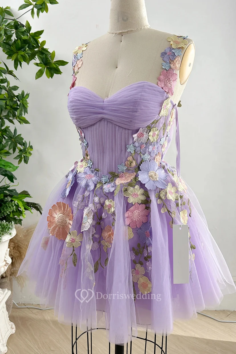 Vestido blanco sin tirantes con bordado floral view 16